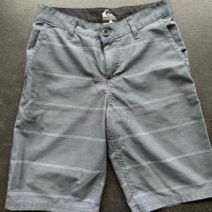 Quicksilver Hybrid shorts size 14